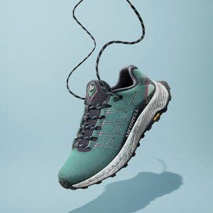 MERRELL MOAB FLIGHT WOMEN'S TRAIL RUNNING SHOES SIZE 7 MEDIUM MARINE